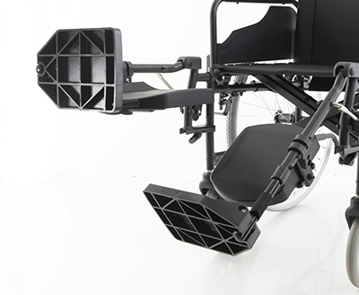 proimages/products/Manual_wheelchair/K7/K7_elevating.jpg